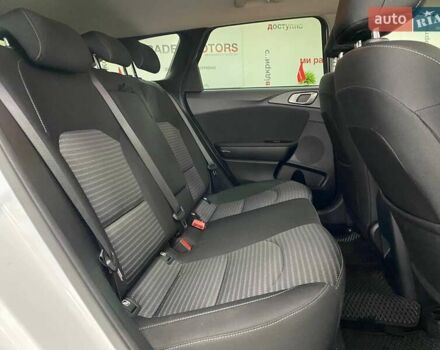 Белый Киа Сид, объемом двигателя 1.59 л и пробегом 57 тыс. км за 17790 $, фото 32 на Automoto.ua