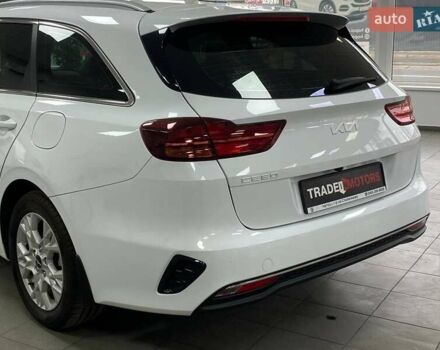 Белый Киа Сид, объемом двигателя 1.59 л и пробегом 57 тыс. км за 17790 $, фото 9 на Automoto.ua