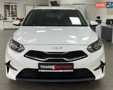 Белый Киа Сид, объемом двигателя 1.59 л и пробегом 57 тыс. км за 17790 $, фото 3 на Automoto.ua