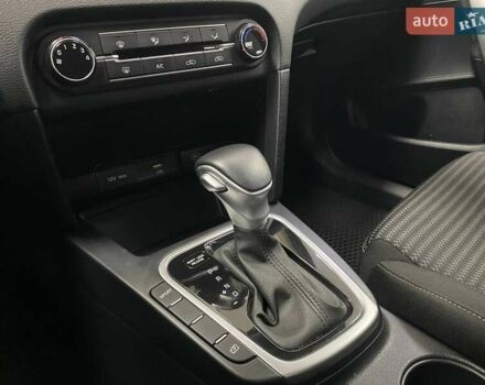 Белый Киа Сид, объемом двигателя 1.59 л и пробегом 57 тыс. км за 17790 $, фото 28 на Automoto.ua