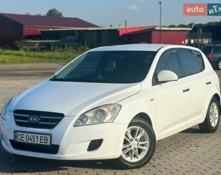 Белый Киа Сид, объемом двигателя 1.4 л и пробегом 285 тыс. км за 4500 $, фото 1 на Automoto.ua