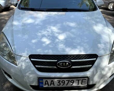 Білий Кіа Сід, об'ємом двигуна 1.59 л та пробігом 220 тис. км за 6200 $, фото 1 на Automoto.ua