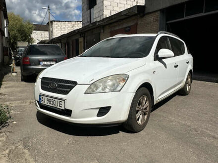 Білий Кіа Сід, об'ємом двигуна 1.6 л та пробігом 315 тис. км за 4900 $, фото 1 на Automoto.ua