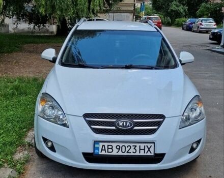 Белый Киа Сид, объемом двигателя 1.58 л и пробегом 292 тыс. км за 5300 $, фото 1 на Automoto.ua