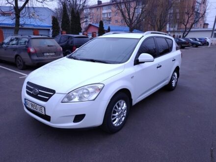 Белый Киа Сид, объемом двигателя 1.6 л и пробегом 230 тыс. км за 4999 $, фото 1 на Automoto.ua