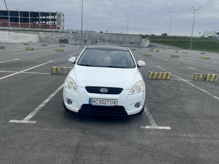 Кіа Сід 2008 у Львові на Automoto.ua Білий Кіа Сід, об'ємом двигуна 1.6 л та пробігом 198 тис. км за 5100 $, фото 1 на Automoto.ua