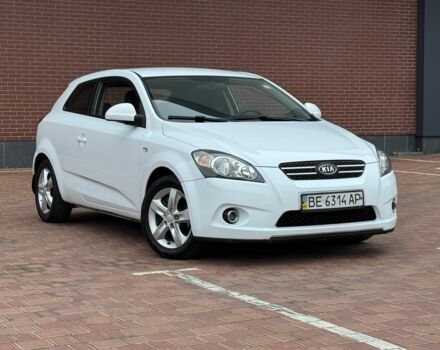 Білий Кіа Сід, об'ємом двигуна 1.6 л та пробігом 167 тис. км за 5700 $, фото 1 на Automoto.ua
