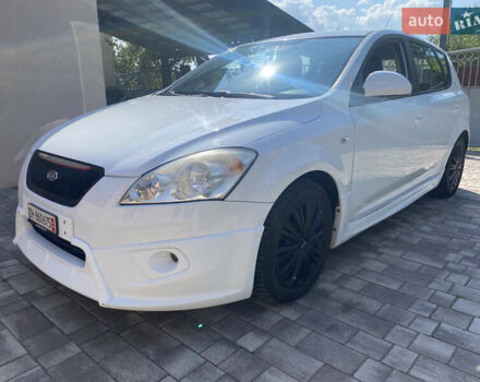 Белый Киа Сид, объемом двигателя 1.6 л и пробегом 160 тыс. км за 6390 $, фото 1 на Automoto.ua