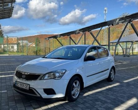 Кіа Сід 2011 у Львові на Automoto.ua Білий Кіа Сід, об'ємом двигуна 1.6 л та пробігом 209 тис. км за 6200 $, фото 1 на Automoto.ua