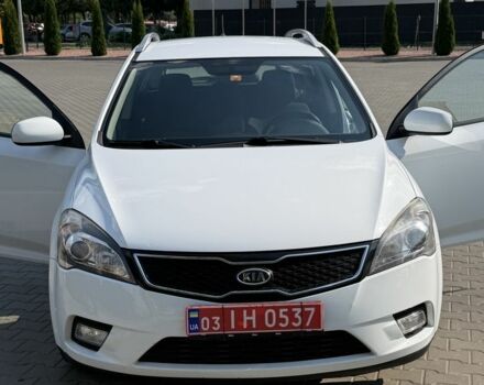 Белый Киа Сид, объемом двигателя 1.6 л и пробегом 216 тыс. км за 6692 $, фото 1 на Automoto.ua