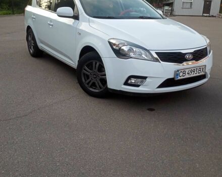 Білий Кіа Сід, об'ємом двигуна 1.6 л та пробігом 104 тис. км за 8300 $, фото 1 на Automoto.ua