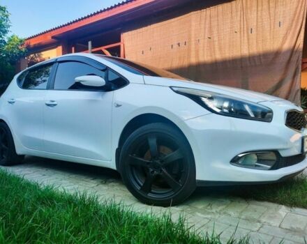 Белый Киа Сид, объемом двигателя 0 л и пробегом 239 тыс. км за 8103 $, фото 1 на Automoto.ua
