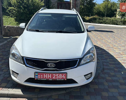 Белый Киа Сид, объемом двигателя 1.6 л и пробегом 215 тыс. км за 7990 $, фото 1 на Automoto.ua