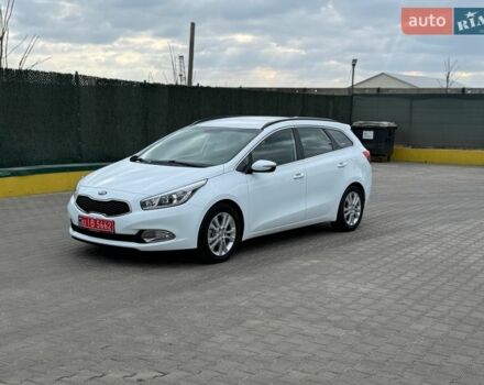 Білий Кіа Сід, об'ємом двигуна 1.59 л та пробігом 215 тис. км за 8900 $, фото 1 на Automoto.ua