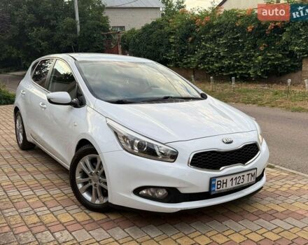 Білий Кіа Сід, об'ємом двигуна 1.4 л та пробігом 287 тис. км за 7300 $, фото 1 на Automoto.ua