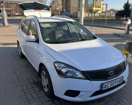 Білий Кіа Сід, об'ємом двигуна 1.4 л та пробігом 240 тис. км за 5600 $, фото 1 на Automoto.ua
