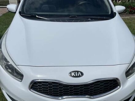 Білий Кіа Сід, об'ємом двигуна 1.59 л та пробігом 180 тис. км за 9400 $, фото 1 на Automoto.ua