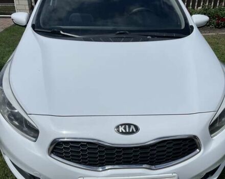 Белый Киа Сид, объемом двигателя 1.59 л и пробегом 180 тыс. км за 9400 $, фото 1 на Automoto.ua