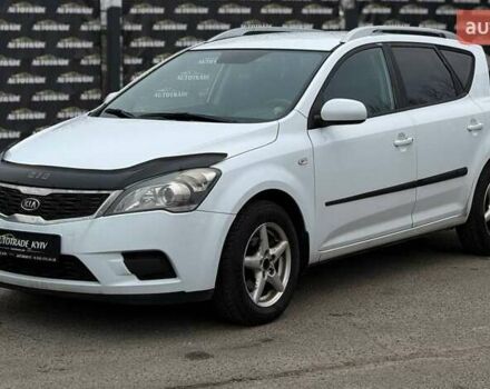 Белый Киа Сид, объемом двигателя 1.58 л и пробегом 293 тыс. км за 5499 $, фото 1 на Automoto.ua