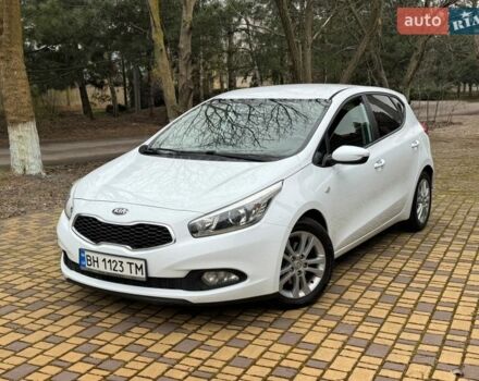 Белый Киа Сид, объемом двигателя 1.4 л и пробегом 287 тыс. км за 6900 $, фото 1 на Automoto.ua