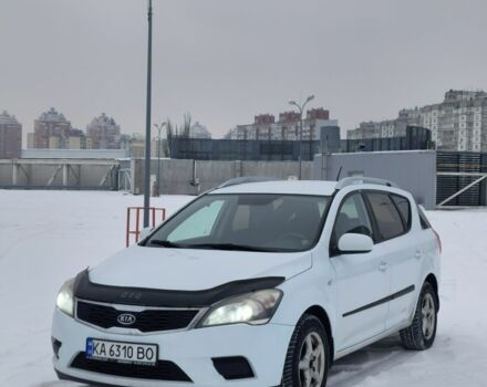 Белый Киа Сид, объемом двигателя 1.6 л и пробегом 293 тыс. км за 4900 $, фото 1 на Automoto.ua