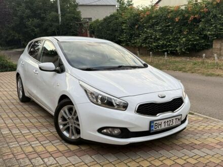 Білий Кіа Сід, об'ємом двигуна 1.4 л та пробігом 287 тис. км за 7300 $, фото 1 на Automoto.ua