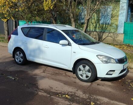 Белый Киа Сид, объемом двигателя 1.6 л и пробегом 241 тыс. км за 6600 $, фото 1 на Automoto.ua