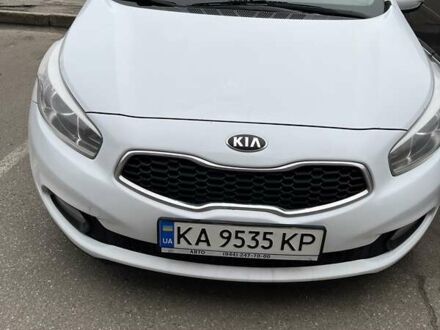 Белый Киа Сид, объемом двигателя 0 л и пробегом 208 тыс. км за 8500 $, фото 1 на Automoto.ua