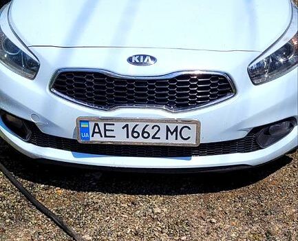Білий Кіа Сід, об'ємом двигуна 1.6 л та пробігом 28 тис. км за 7000 $, фото 1 на Automoto.ua