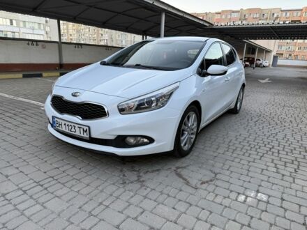 Белый Киа Сид, объемом двигателя 1.4 л и пробегом 280 тыс. км за 6901 $, фото 1 на Automoto.ua