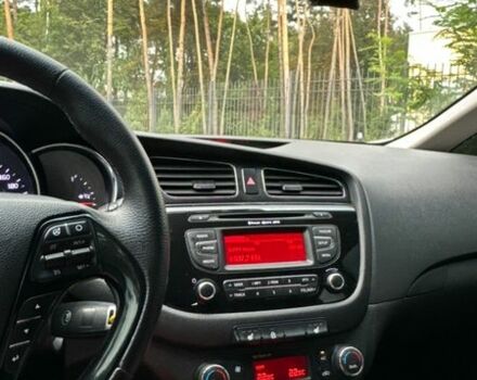 Білий Кіа Сід, об'ємом двигуна 1.6 л та пробігом 258 тис. км за 7200 $, фото 1 на Automoto.ua