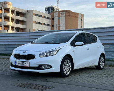Белый Киа Сид, объемом двигателя 1.59 л и пробегом 127 тыс. км за 10500 $, фото 1 на Automoto.ua