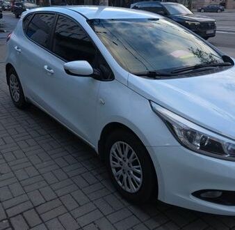 Белый Киа Сид, объемом двигателя 1.6 л и пробегом 113 тыс. км за 9900 $, фото 1 на Automoto.ua
