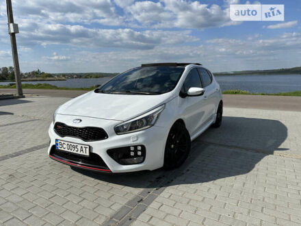Киа Сид 2013 в Львове на Automoto.ua Белый Киа Сид, объемом двигателя 1.6 л и пробегом 120 тыс. км за 14500 $, фото 1 на Automoto.ua