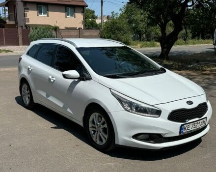 Білий Кіа Сід, об'ємом двигуна 1.58 л та пробігом 200 тис. км за 10100 $, фото 1 на Automoto.ua