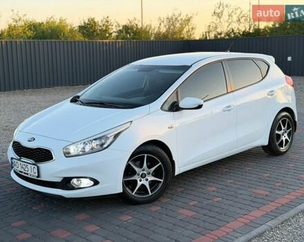 Белый Киа Сид, объемом двигателя 1.6 л и пробегом 130 тыс. км за 8800 $, фото 1 на Automoto.ua