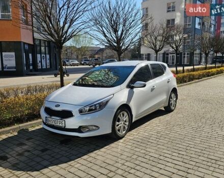 Белый Киа Сид, объемом двигателя 1.59 л и пробегом 197 тыс. км за 8500 $, фото 1 на Automoto.ua