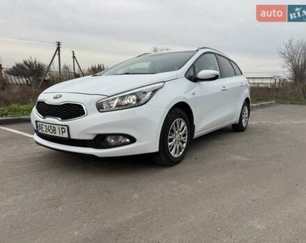 Белый Киа Сид, объемом двигателя 1.6 л и пробегом 228 тыс. км за 9900 $, фото 1 на Automoto.ua