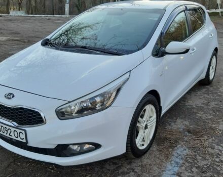 Білий Кіа Сід, об'ємом двигуна 1.6 л та пробігом 137 тис. км за 9000 $, фото 1 на Automoto.ua