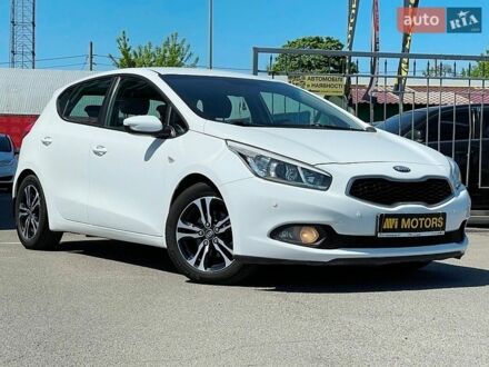 Белый Киа Сид, объемом двигателя 1.6 л и пробегом 248 тыс. км за 8500 $, фото 1 на Automoto.ua