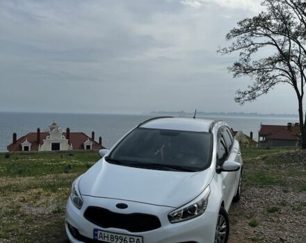 Белый Киа Сид, объемом двигателя 1.6 л и пробегом 160 тыс. км за 9000 $, фото 1 на Automoto.ua