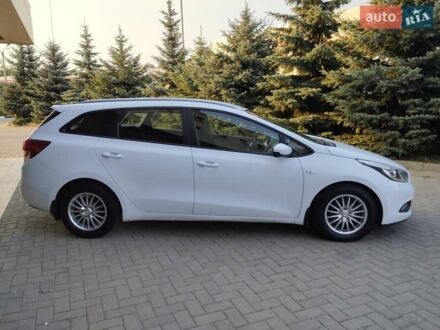 Білий Кіа Сід, об'ємом двигуна 1.58 л та пробігом 120 тис. км за 10600 $, фото 1 на Automoto.ua