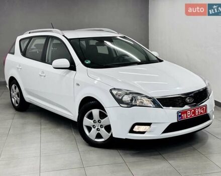 Білий Кіа Сід, об'ємом двигуна 1.6 л та пробігом 128 тис. км за 8999 $, фото 1 на Automoto.ua