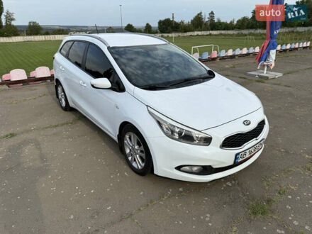 Киа Сид 2013 в Ладыжин на Automoto.ua Белый Киа Сид, объемом двигателя 1.58 л и пробегом 160 тыс. км за 8500 $, фото 1 на Automoto.ua