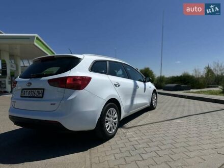 Киа Сид 2013 в Снятине на Automoto.ua Белый Киа Сид, объемом двигателя 1.58 л и пробегом 161 тыс. км за 9000 $, фото 1 на Automoto.ua