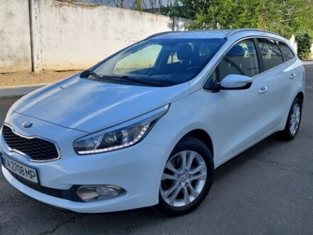 Белый Киа Сид, объемом двигателя 1.6 л и пробегом 235 тыс. км за 8900 $, фото 1 на Automoto.ua