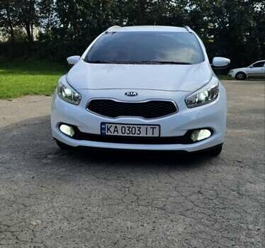 Білий Кіа Сід, об'ємом двигуна 1.58 л та пробігом 141 тис. км за 11015 $, фото 1 на Automoto.ua
