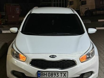 Белый Киа Сид, объемом двигателя 1.6 л и пробегом 273 тыс. км за 7200 $, фото 1 на Automoto.ua