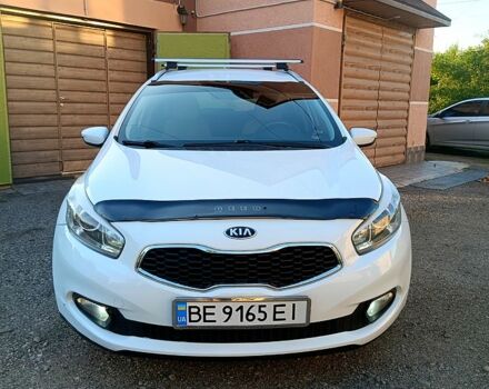 Белый Киа Сид, объемом двигателя 1.6 л и пробегом 240 тыс. км за 9800 $, фото 1 на Automoto.ua