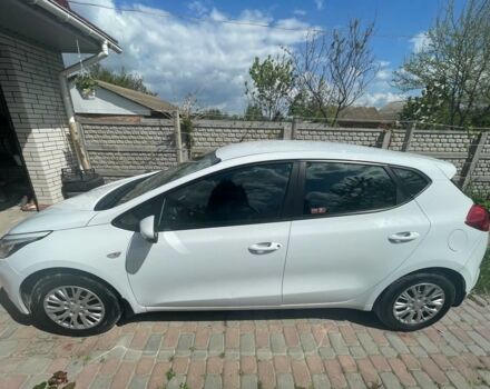 Білий Кіа Сід, об'ємом двигуна 1.6 л та пробігом 172 тис. км за 8900 $, фото 1 на Automoto.ua